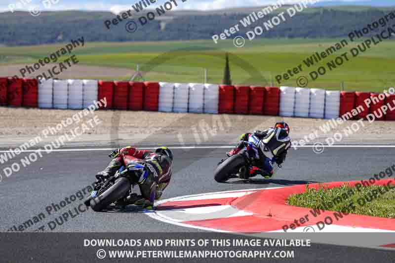 cadwell no limits trackday;cadwell park;cadwell park photographs;cadwell trackday photographs;enduro digital images;event digital images;eventdigitalimages;navarra;no limits trackdays;peter wileman photography;racing digital images;trackday digital images;trackday photos